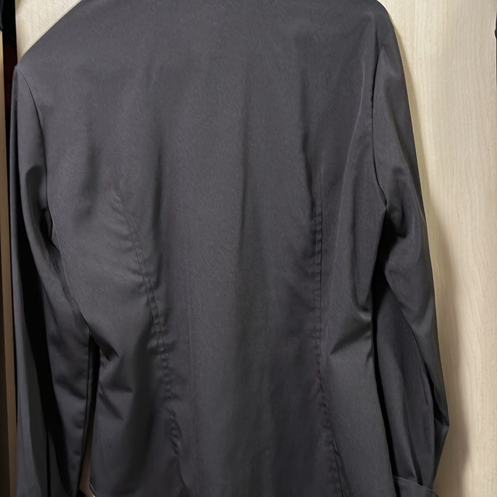 Express stretch button down blouse - Picture 5 of 7